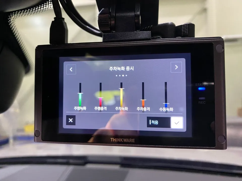 Porsche Cayenne E3 dash cam - Porsche Cayenne E3 Dash Cam Installation Review — Enhanced Securi photo 6