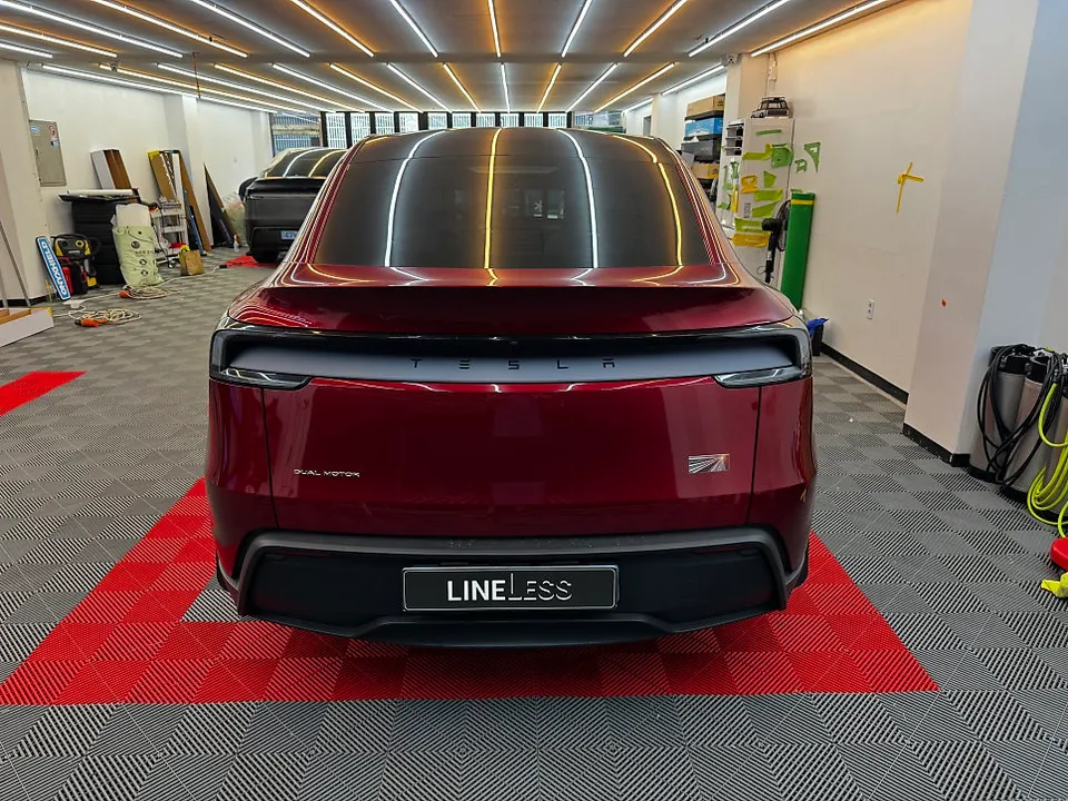 Tesla Model 3 PPF施工事例｜デュオトンで個性を演出 施工写真 3