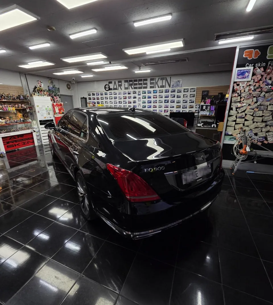 Genesis EQ900 vinyl wrap - Genesis EQ900 Vinyl Wrap Review: Cost & Before/After photo 4