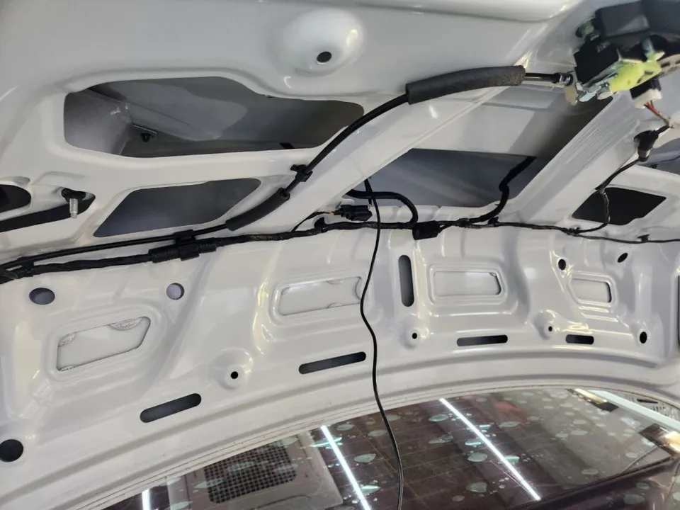 Hyundai ElantraのAndroid Auto・CarPlay取付事例 施工写真 3-2