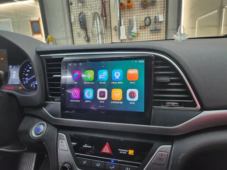 Hyundai ElantraのAndroid Auto・CarPlay取付事例 施工写真 1-3