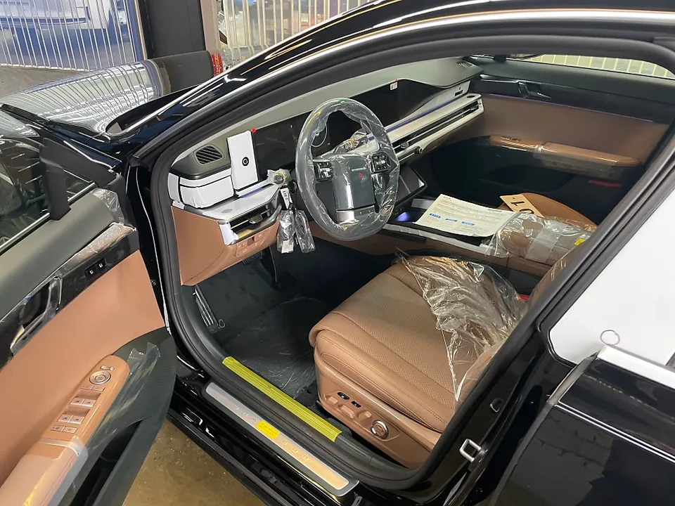 Hyundai Grandeur GN7のカーフィルム施工事例|費用目安・仕上がり 施工写真 2-1