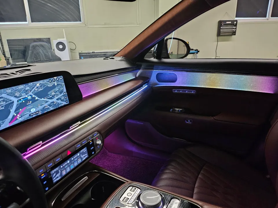 Genesis G90 Ambient Lighting Review: Enhanced Interior Mood