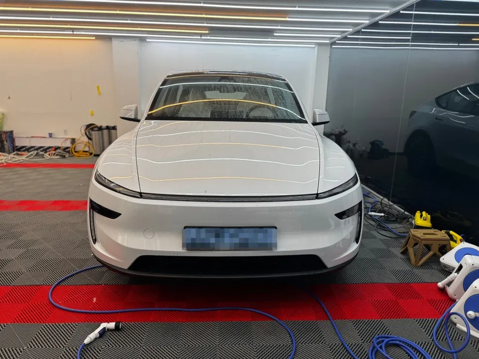 Tesla Model Y steering wheel installation result