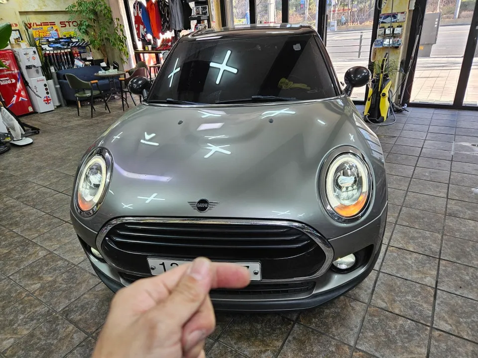 BMW MINI Cooper dash cam installation result