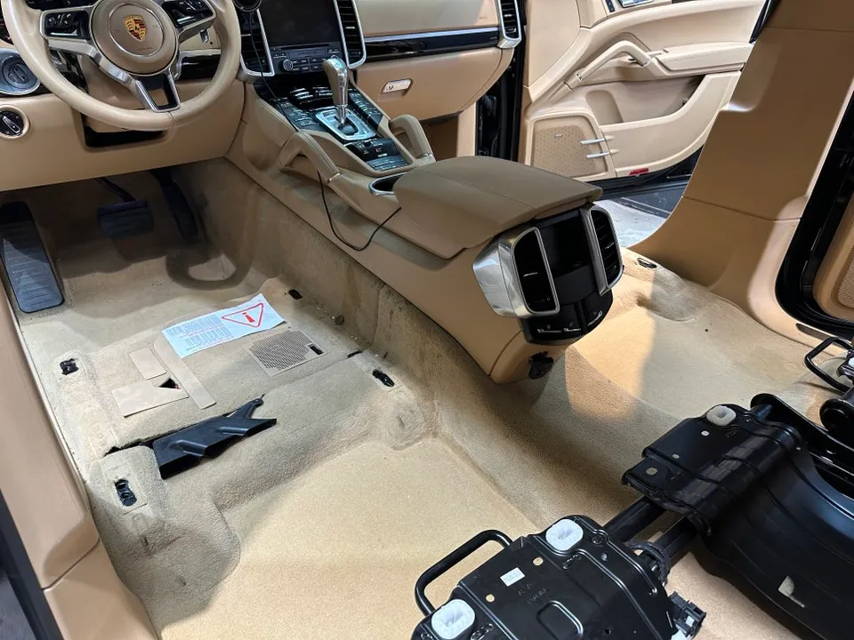 Porsche Cayenne paint correction - Porsche Cayenne Paint Correction Review photo 3