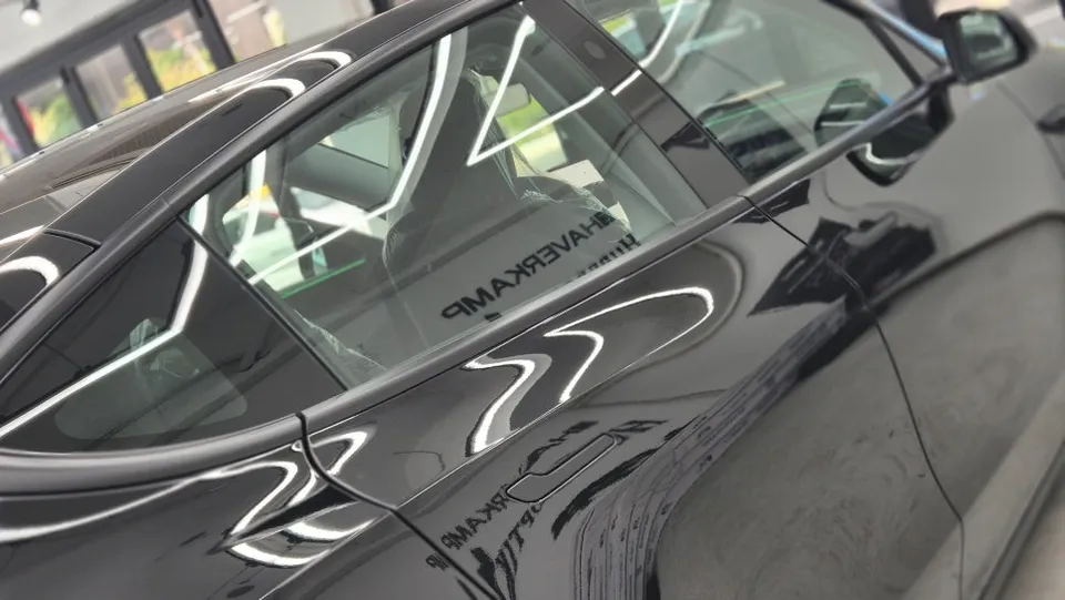 Tesla Model Y PPF施工事例|費用目安と仕上がり 施工写真 3-2