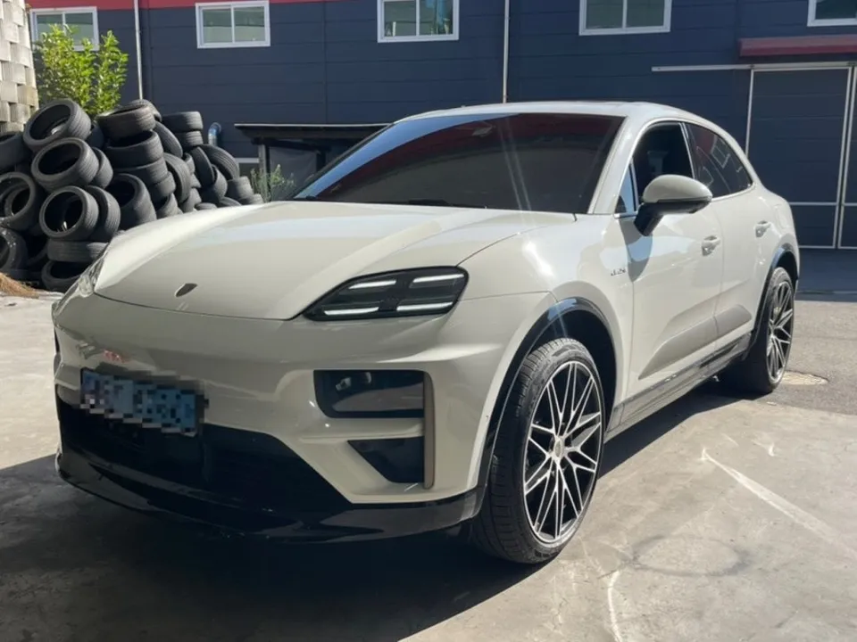 Porscheのホイールリペア・塗装事例 写真