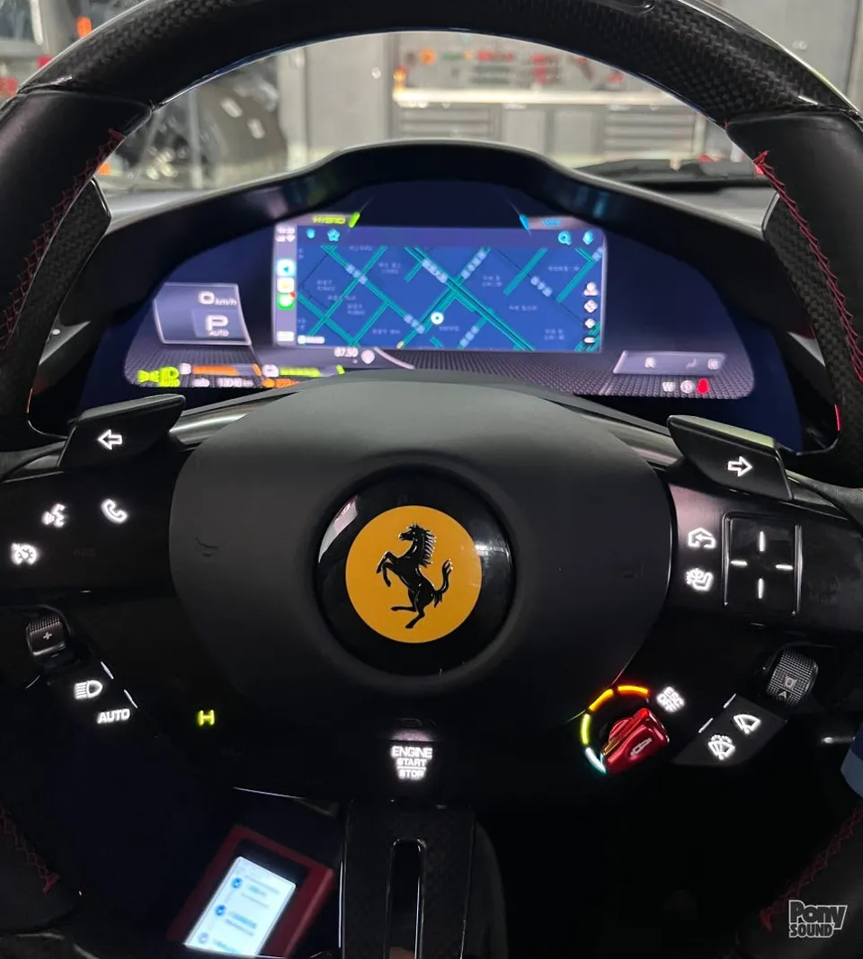 Ferrari SF90 Stradale android head unit - Ferrari SF90 Stradale CarPlay Retrofit Review photo 4