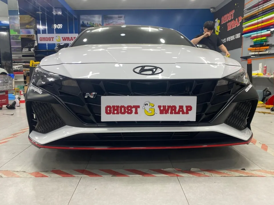 Hyundai Elantra Nのカーラッピング事例|費用目安・仕上がり 施工写真 2-1