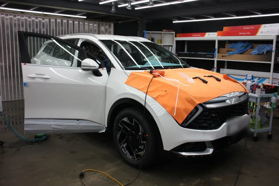 Kia Sorentoのカーフィルム施工事例｜費用目安・仕上がり 写真