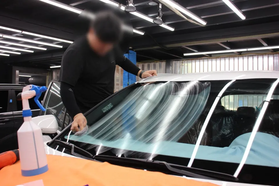 Kia Sorentoのカーフィルム施工事例|費用目安・仕上がり 施工写真 1-2