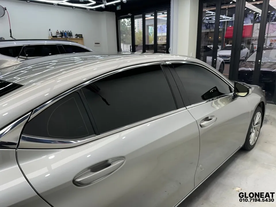 Lexus ES 300h window tinting - Lexus ES 300h Window Tinting Review: Heat Rejection Film photo 5