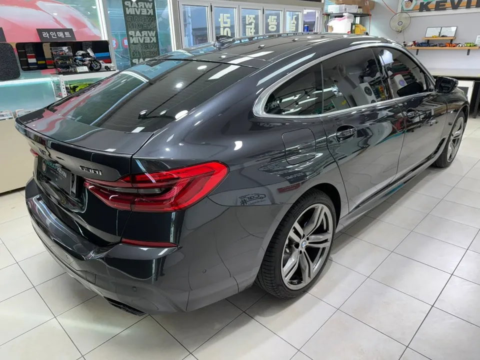 BMW 6 Series GT vinyl wrap - BMW 6 Series GT Vinyl Wrap Review: Cost & Results photo 3