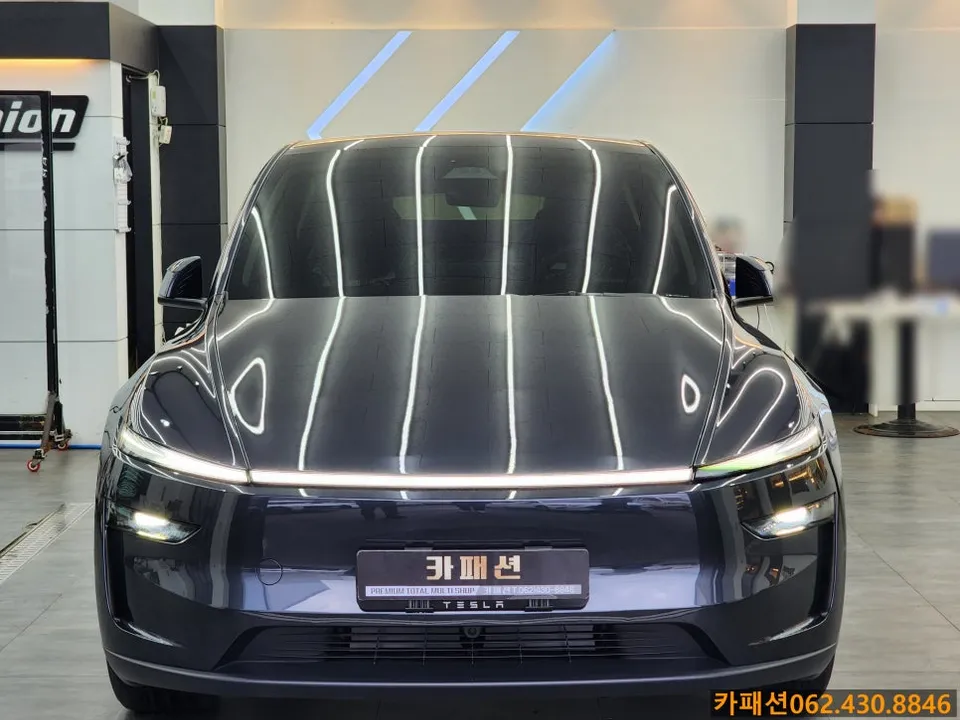 Tesla Juniper window tinting installation result