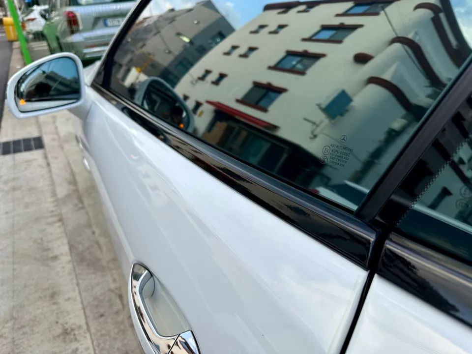Mercedes-Benz SLのカーラッピング事例｜費用目安・仕上がり 施工写真 1-3