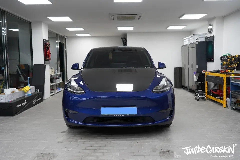 Tesla Model YのPPF施工事例 施工写真 4-2
