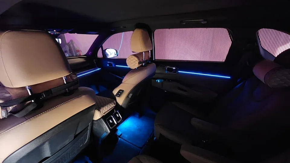 Kia Sorento MQ4 ambient lighting - Kia Sorento MQ4 Ambient Lighting Review: Cost & Results photo 5