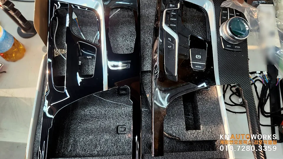 BMW 5 Series G30 ambient lighting - BMW G30 5 Series Ambient Lighting Upgrade Review photo 4