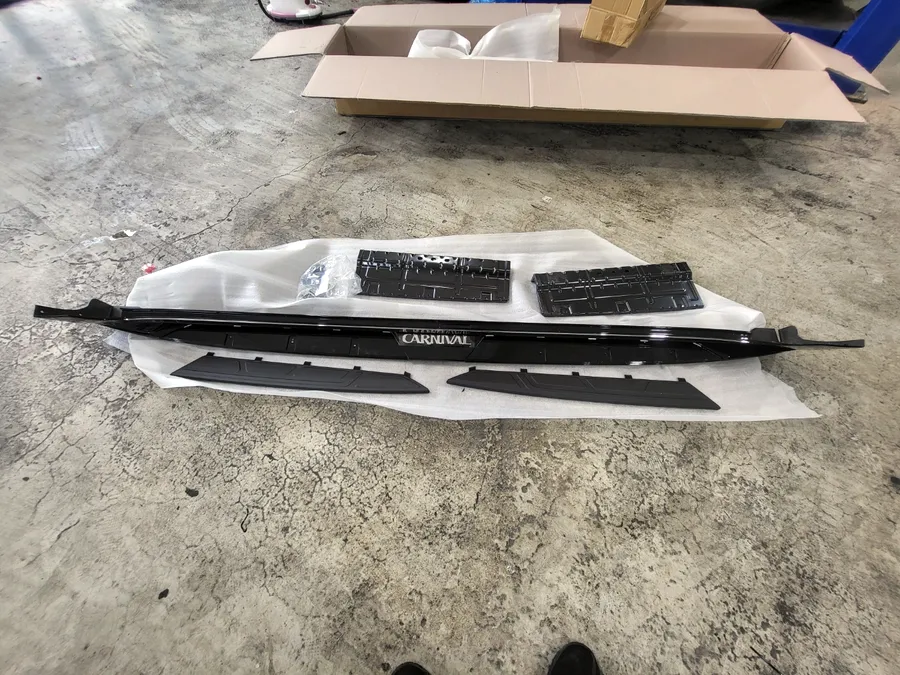 Kia Carnival KA4 body kit - Kia Carnival KA4 Body Kit Installation Review photo 4