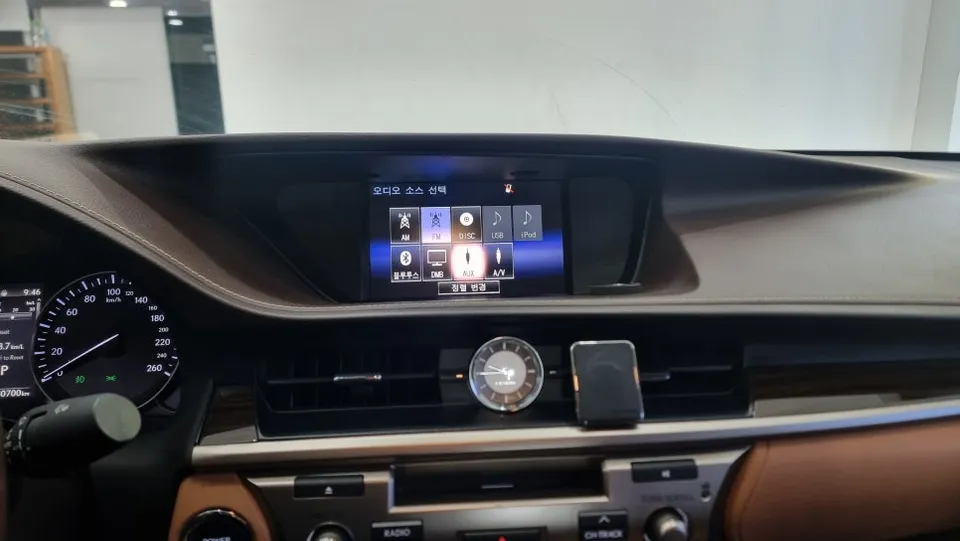 Lexus ES android head unit - Lexus ES Android Head Unit Upgrade Review photo 4