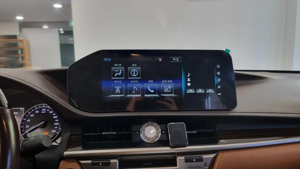 Lexus ES android head unit - Lexus ES Android Head Unit Upgrade Review photo 7