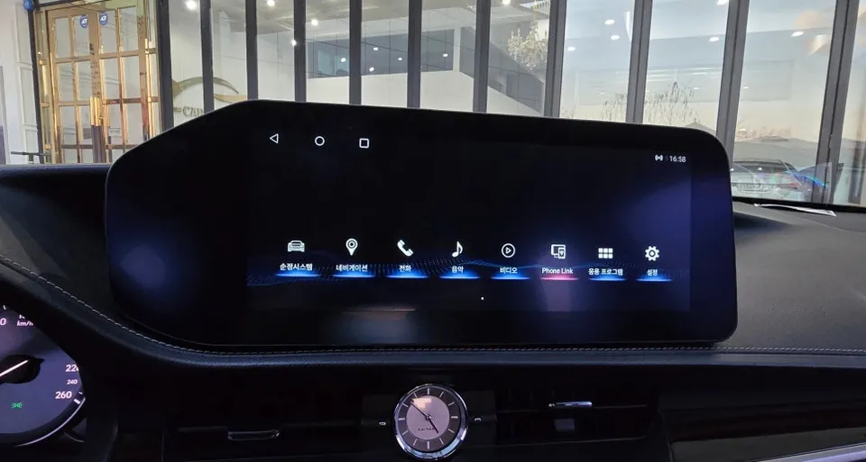 Lexus ESのAndroid Auto・CarPlay取付事例 施工写真 1-3
