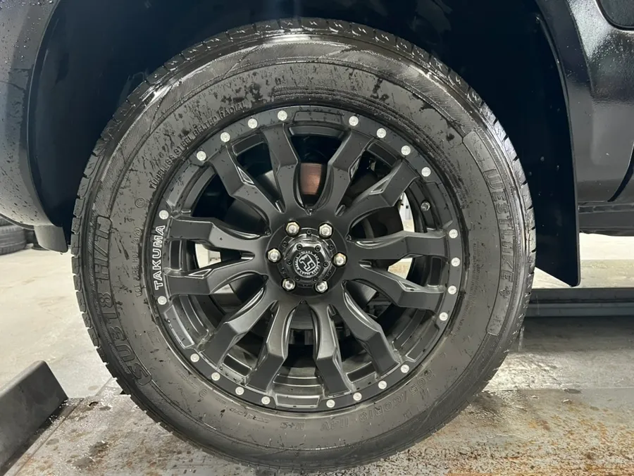 Kia Mohave - Kia Mohave All-Terrain Tire Upgrade Review photo 3