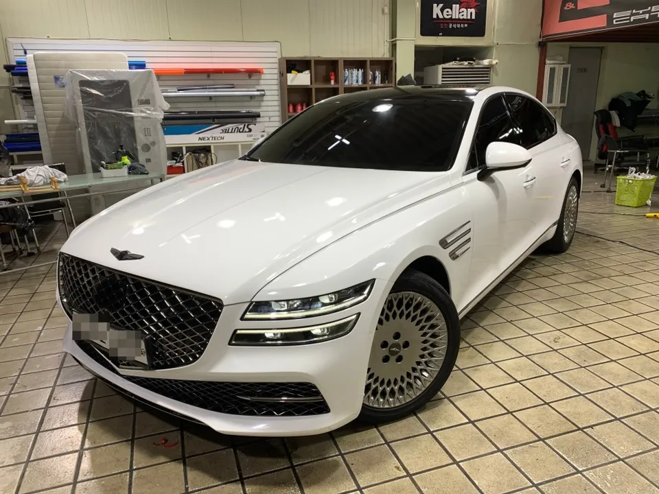 Genesis G80 vinyl wrap - Genesis G80 Vinyl Wrap Review: Gloss White Color Change photo 4