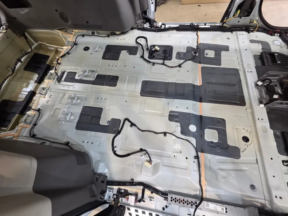 Kia Carnival soundproofing - Kia Carnival Soundproofing & Undercoating Review — Reduced Road N photo 4