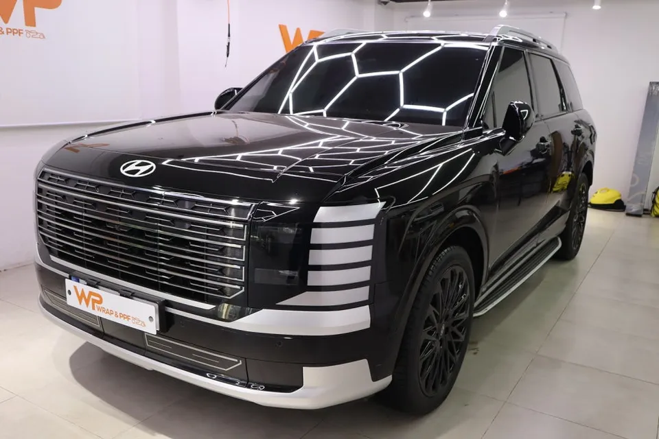 Hyundai Palisade LX3 vinyl wrap - Hyundai Palisade Vinyl Wrap Review: All-Black Transformation photo 3