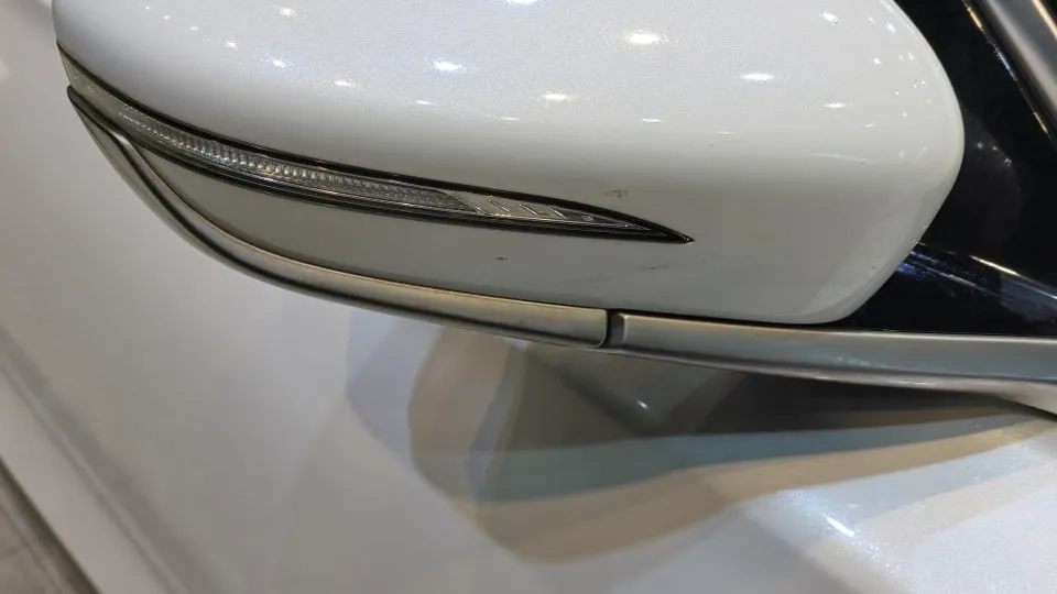 Hyundai Azeraのガラスコーティング事例 施工写真 1-2