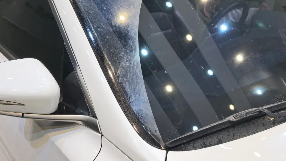 Hyundai Azeraのガラスコーティング事例 施工写真 4-2