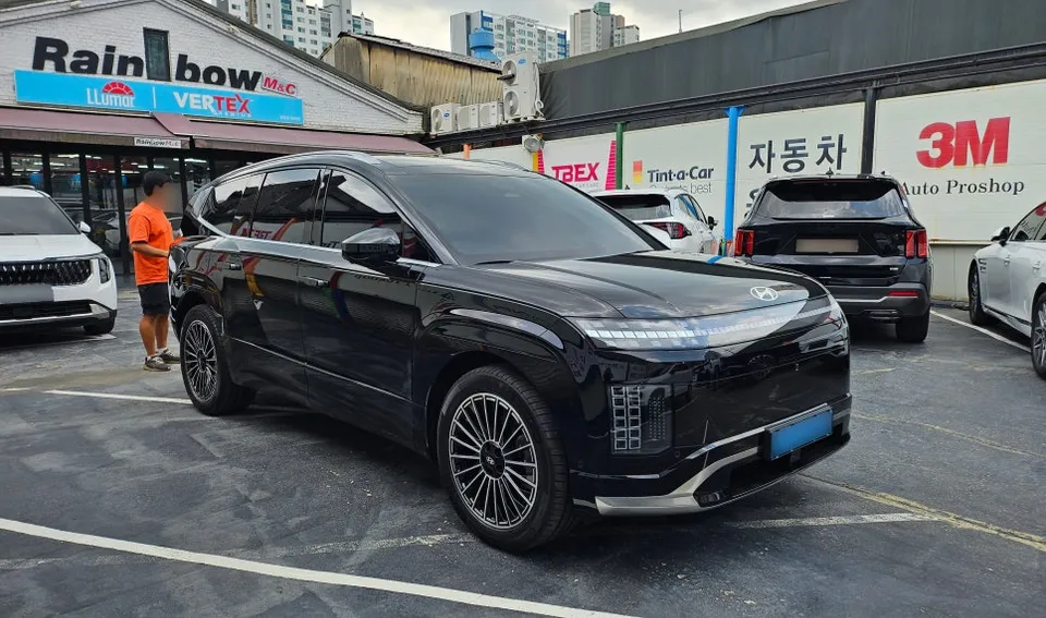 Hyundai IONIQ 9のカーフィルム施工事例｜費用目安・仕上がり 施工写真 3-1