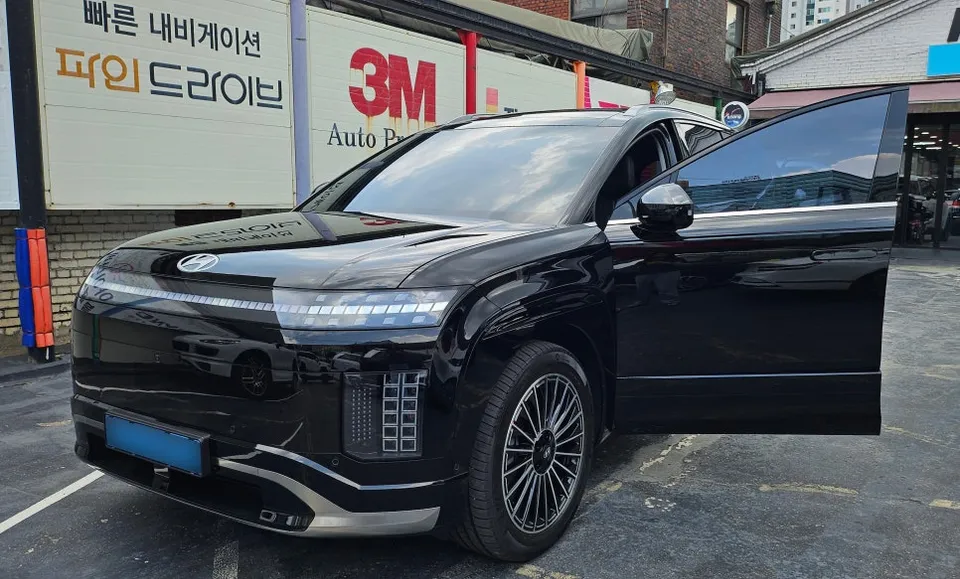 Hyundai IONIQ 9のカーフィルム施工事例｜費用目安・仕上がり 施工写真 1-3