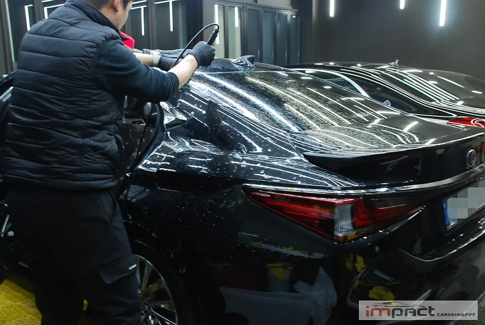 Lexus ES 300h PPF施工事例｜費用目安と仕上がり 施工写真 2-3