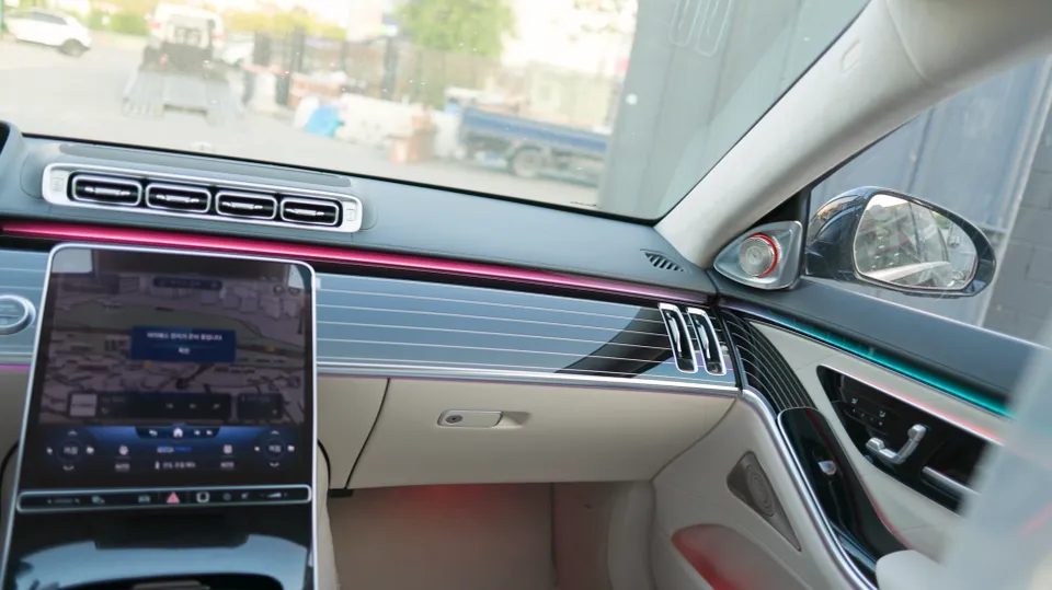 Mercedes-Benz S580 W223 interior customization - Mercedes-Benz S580 Interior Customization Review — Enhanced Luxur photo 3