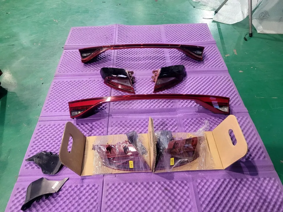 Kia Stinger LED Upgrade Review: Moving Lamps & Resistor Work photo 4