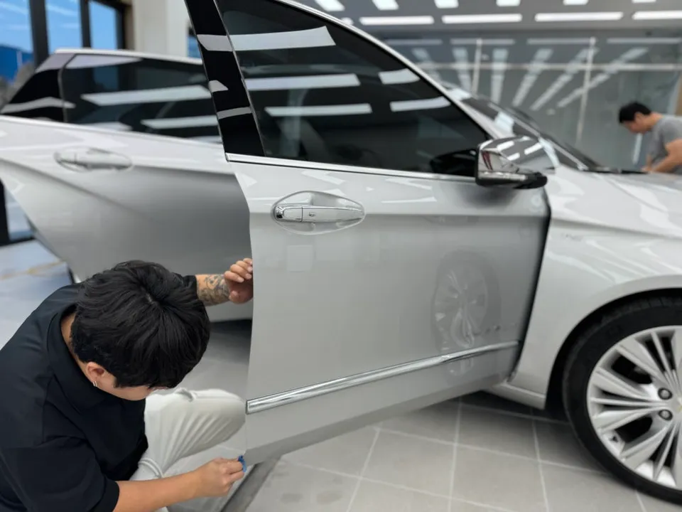 Chevrolet Impala PPF施工事例｜ドアカップ・エッジ保護 施工写真 1-3