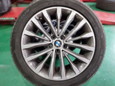 BMW 5 Series wheel repair - BMW 5 Series Wheel Repair Review — Ghost Chrome Finish photo 3