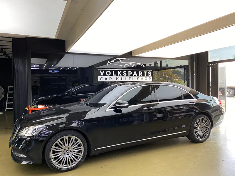 Mercedes-Benz E-Class W213 interior customization installation result