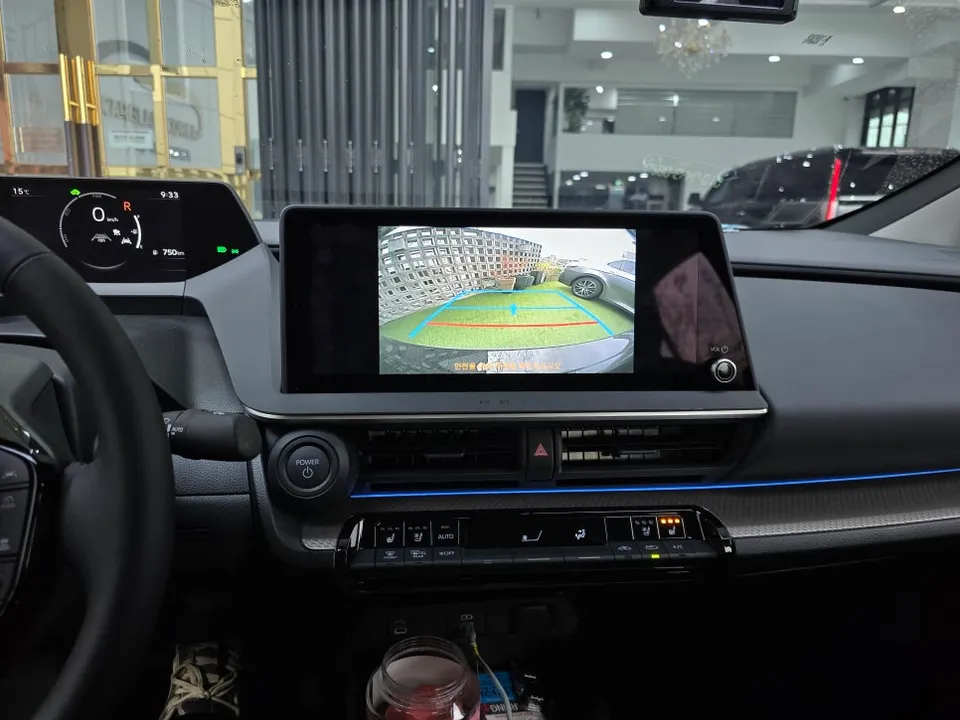 Toyota Prius Surround View Camera Review: Cost & Results photo 2