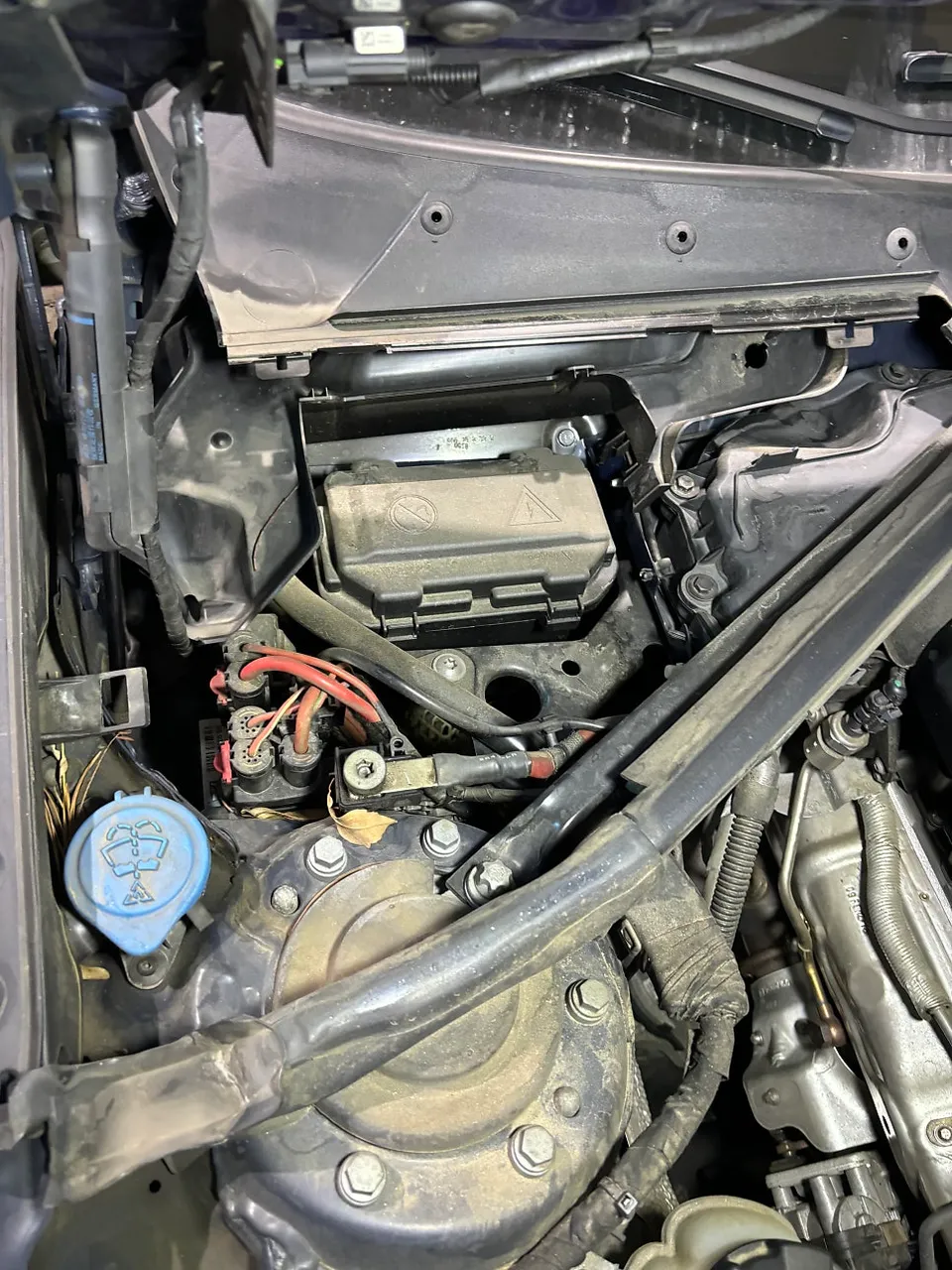 BMW 1 Series F20 ドライブレコーダー取付事例|費用目安・仕上がり 施工写真 1-2