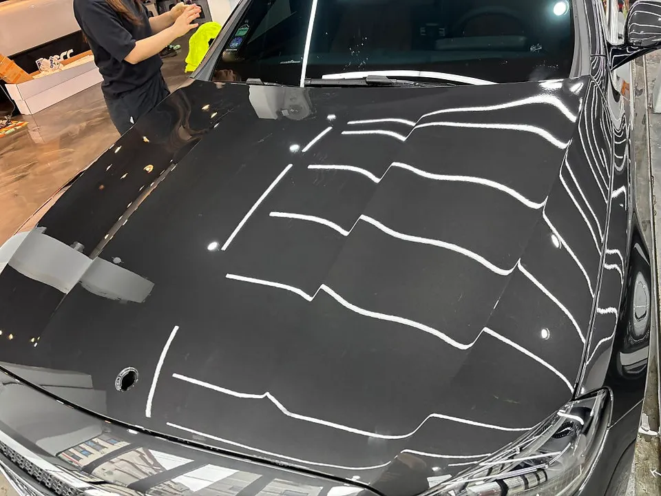Mercedes-Benz E-Class W214 PPF施工事例:費用目安と仕上がり 施工写真 1-3