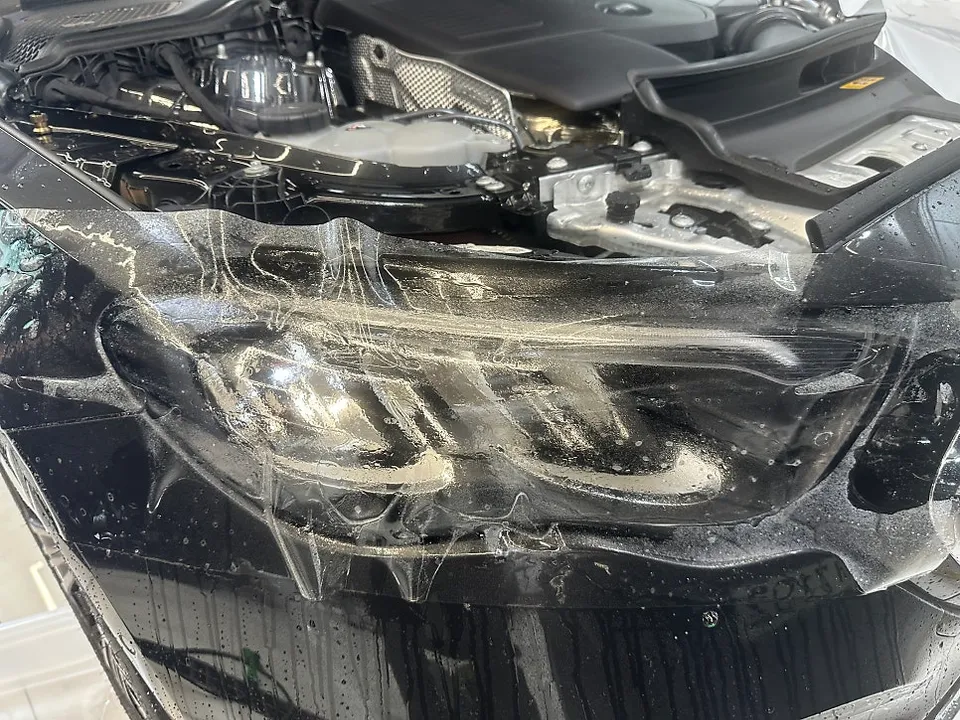 Mercedes-Benz E-Class W214 PPF施工事例:費用目安と仕上がり 施工写真 3-3
