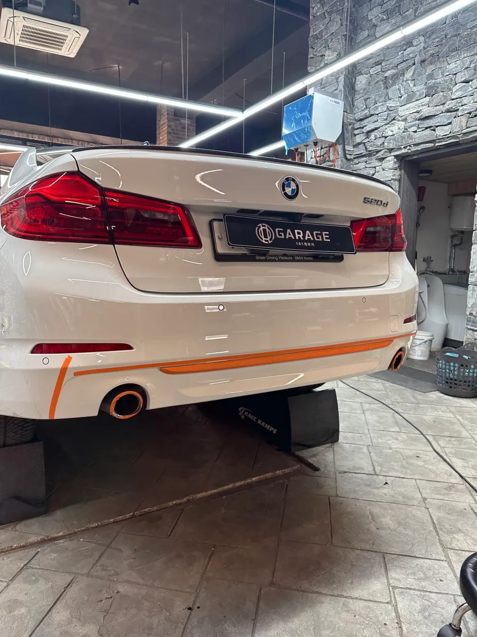 BMW 5 SeriesのPPF施工事例|費用目安・仕上がり 施工写真 3-1