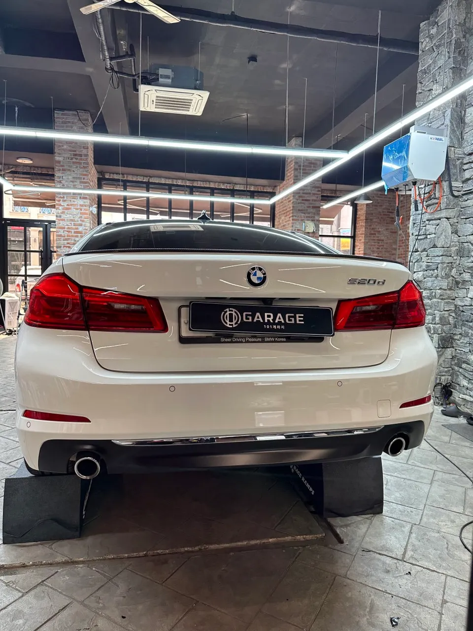 BMW 5 SeriesのPPF施工事例|費用目安・仕上がり 施工写真 4-2