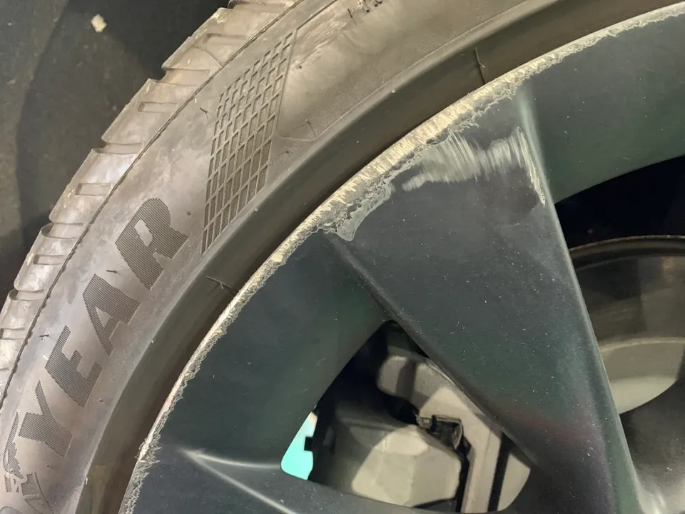 Tesla Model Y wheel repair - Tesla Model Y Wheel Repair & Painting Review photo 4