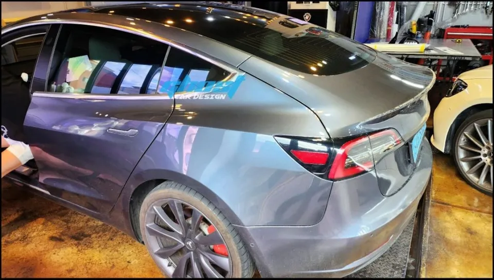 Tesla Model 3 chrome delete - Tesla Model 3 Chrome Delete Review — Pearl White Wrap photo 5
