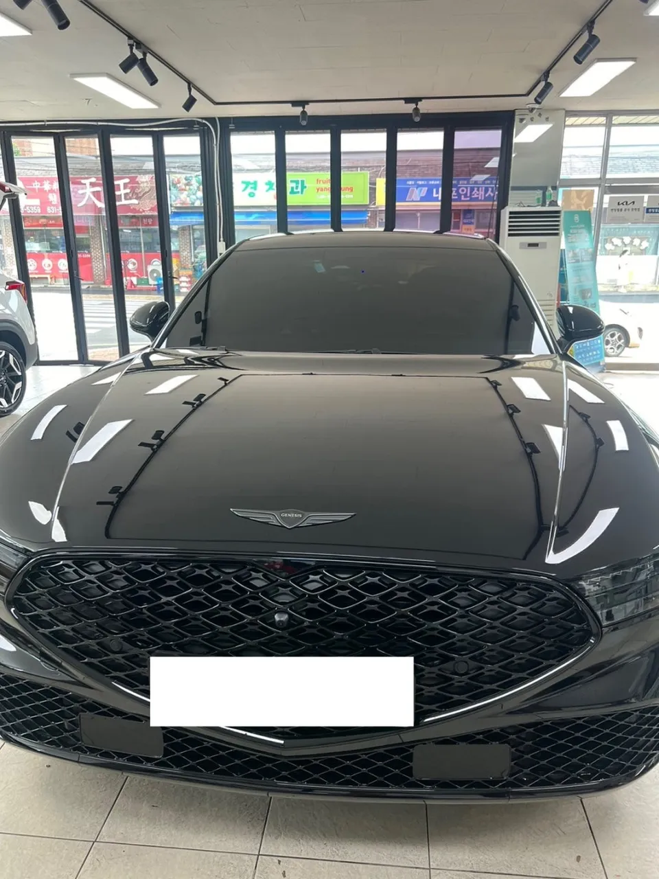 Genesis G90 カーフィルム施工事例|断熱・スモーク効果 施工写真 2-2